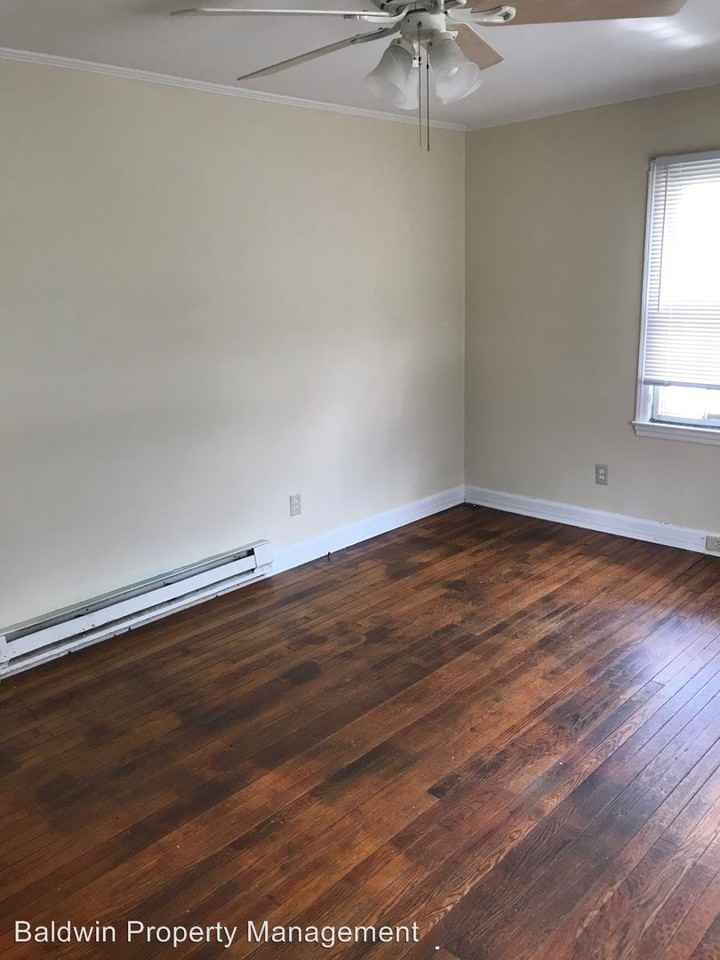 2610 Waterbury St - Photo 2 of 6