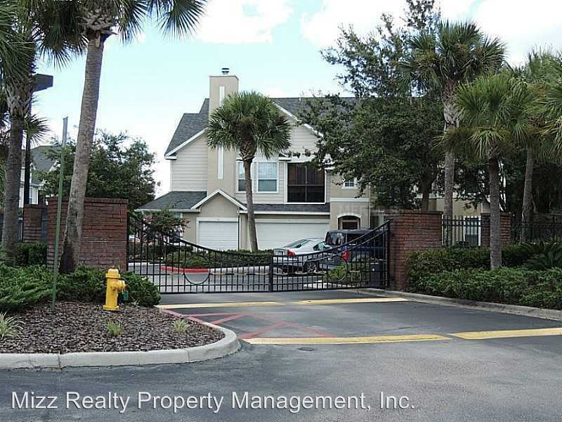 1985 Erving Cir #101