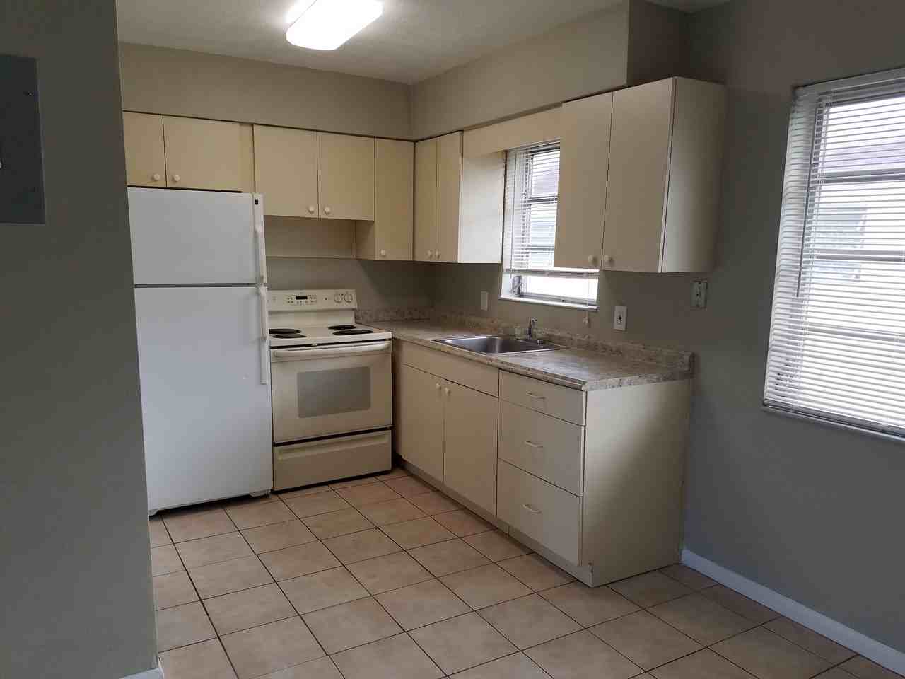 5900 NW 16th Place - Photo 2 of 25
