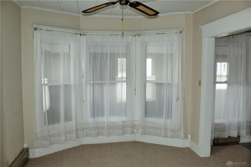 330 E Canal St - Photo 3 of 7