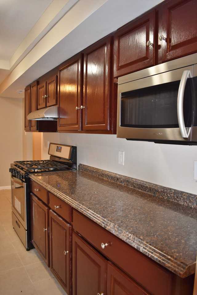 10246 Prince Pl #T4 - Photo 7 of 16