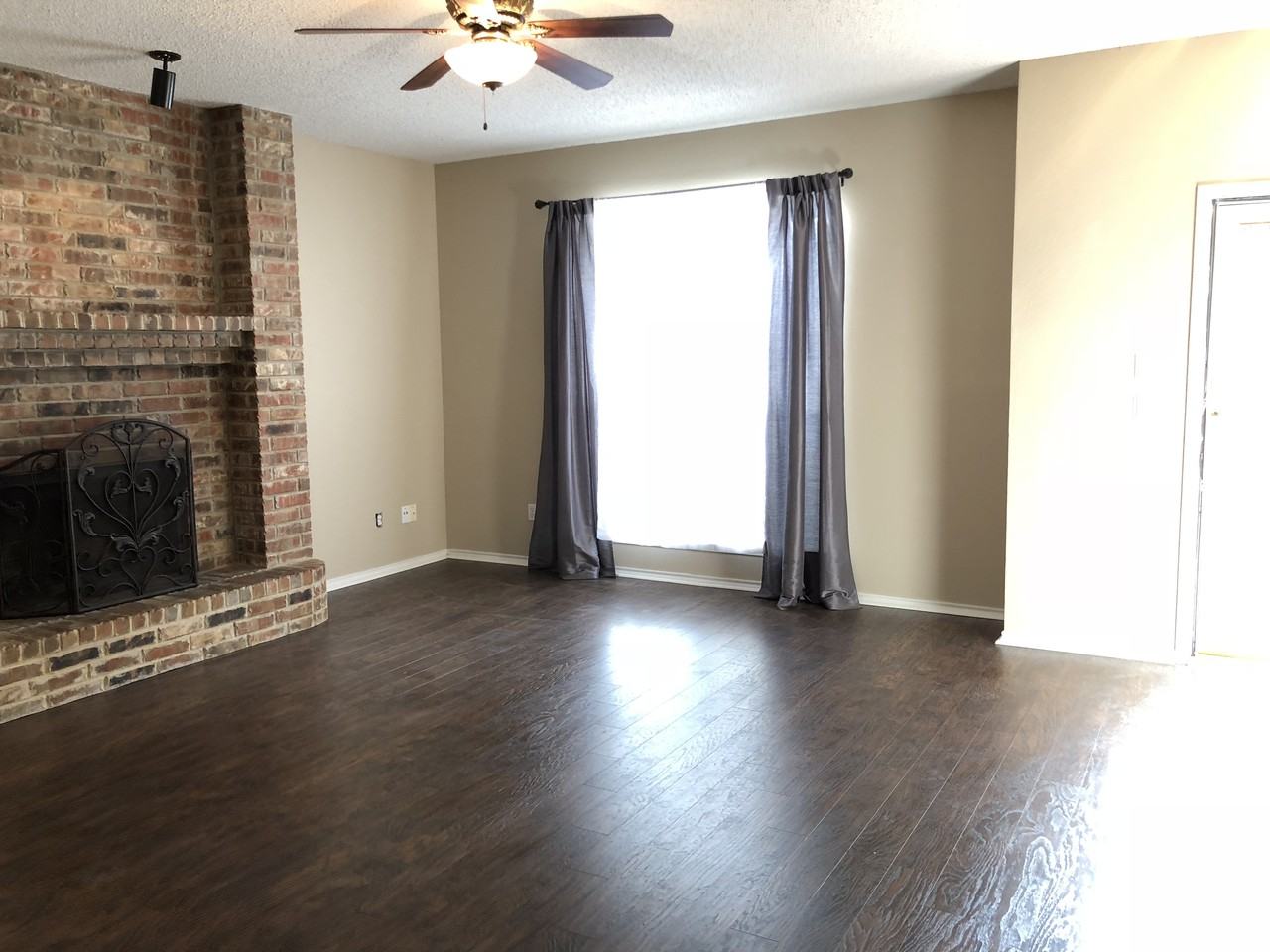 2805 Inniswood Cir - Photo 2 of 18