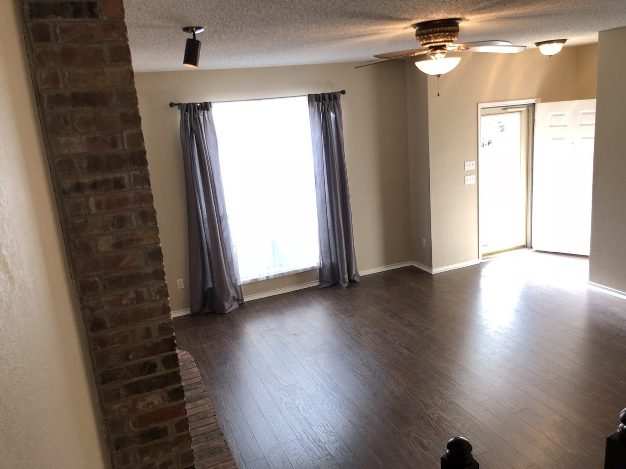 2805 Inniswood Cir - Photo 3 of 18