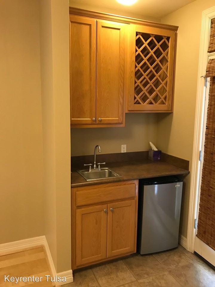 714 S Norfolk Ave - Photo 2 of 26