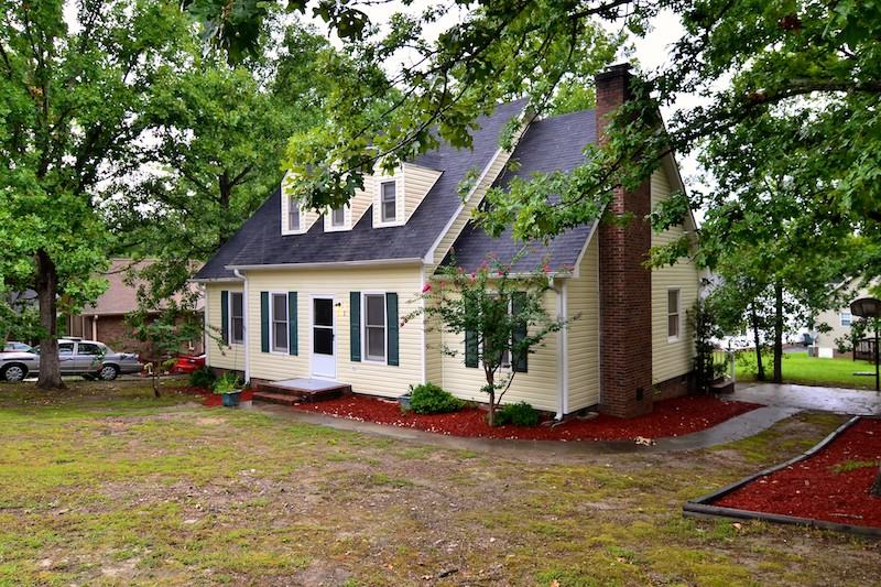1 Arborland Ct - Photo 3 of 31