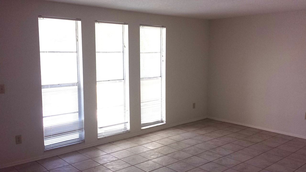 1936 Tumbleweed Dr - Photo 3 of 16