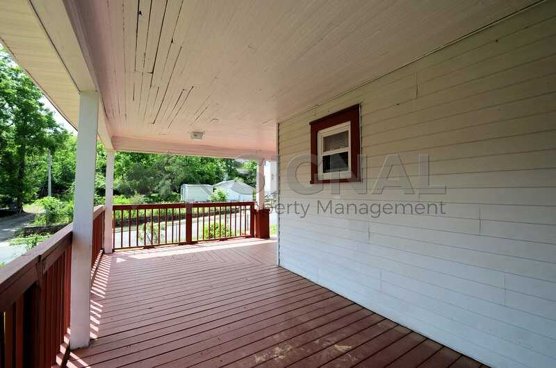 3007 Avenue S - Photo 3 of 37
