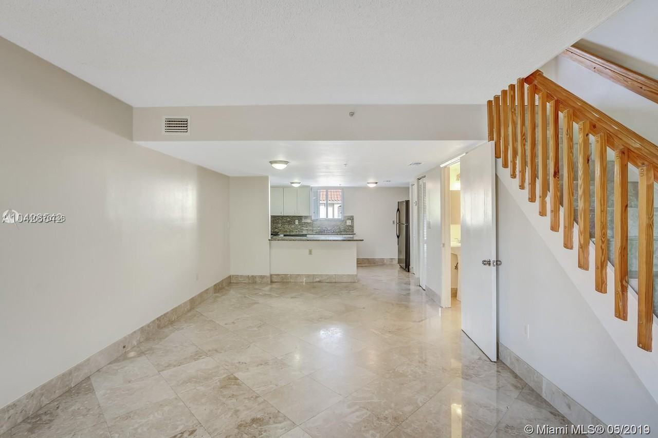 631 NW 82nd Ave - Photo 3 of 8