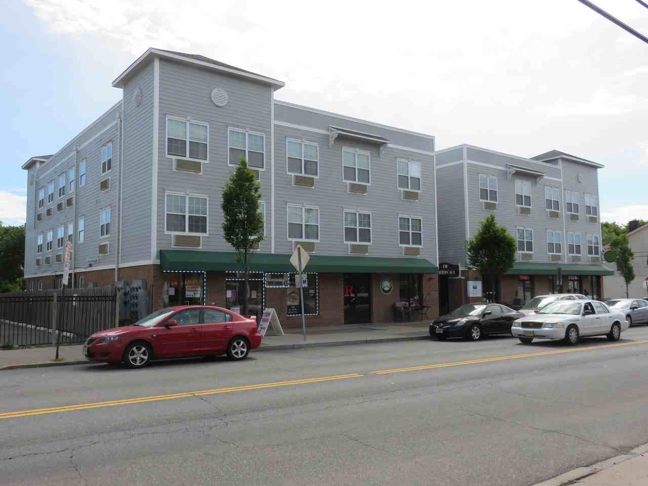 130 Easton Avenue, New Brunswick, NJ 08901 1 Bedroom Apartment for Rent