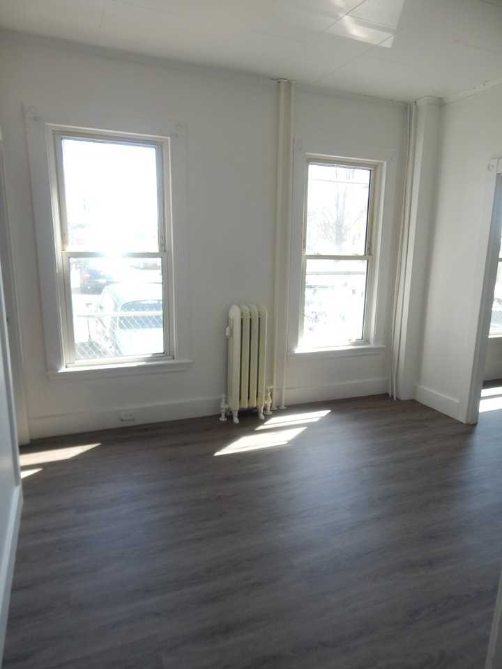 219 Valley Street - Photo 3 of 9