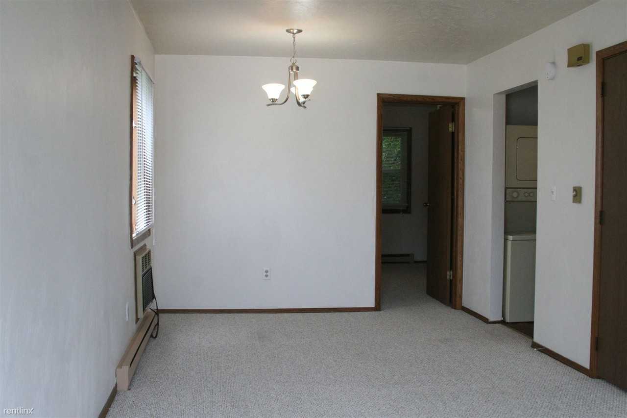 2543 Hope Dr - Photo 2 of 5