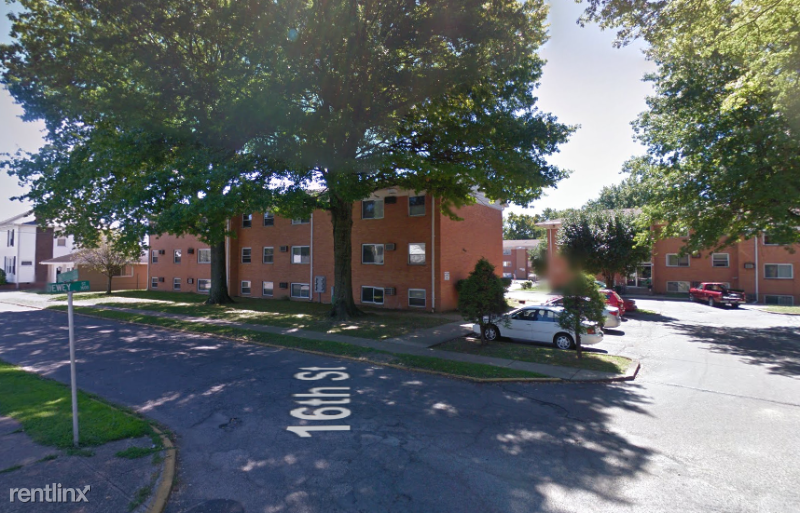 1420 16th St 2 - Photo 3 of 11