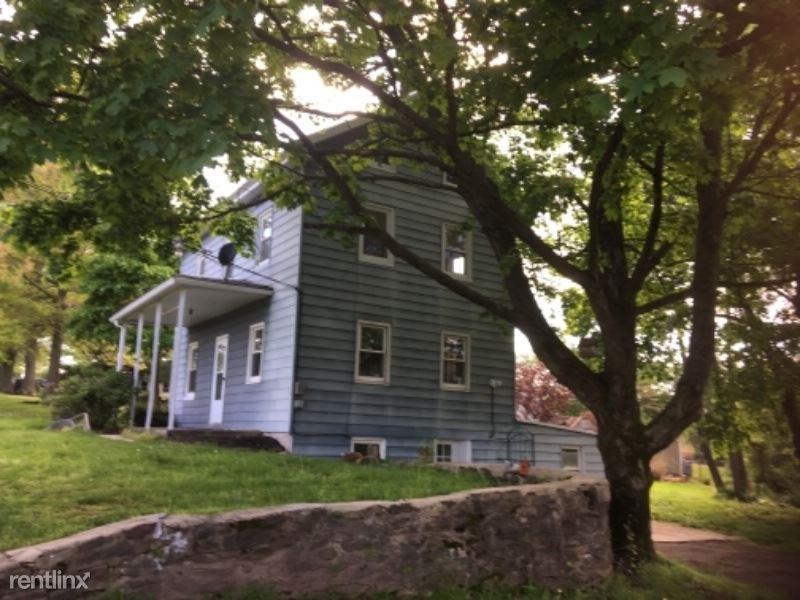 19 Smith Rd - Photo 2 of 5