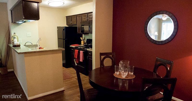 6425 TX-225 - Photo 2 of 8