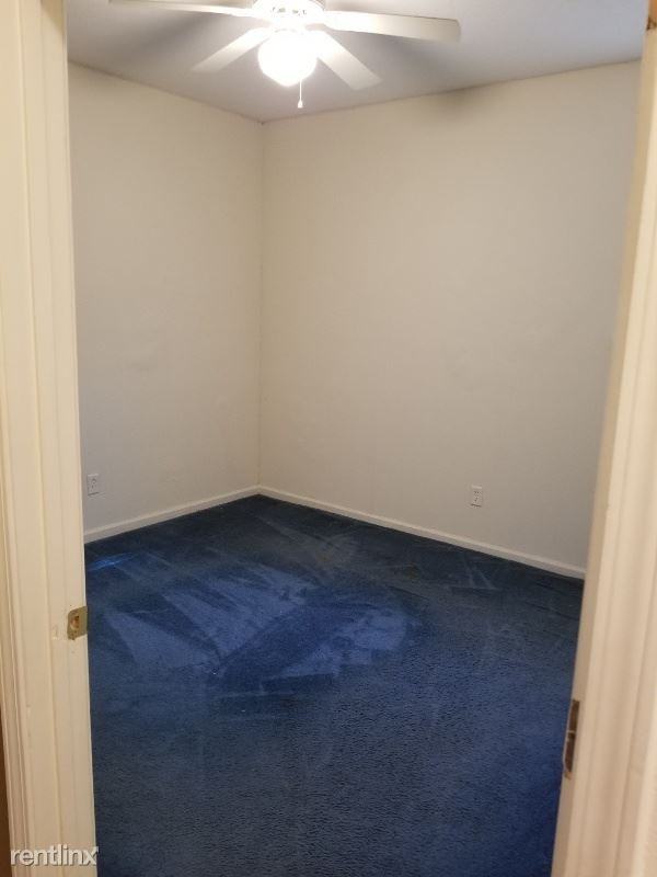 1530 W. 29th St - Photo 3 of 9