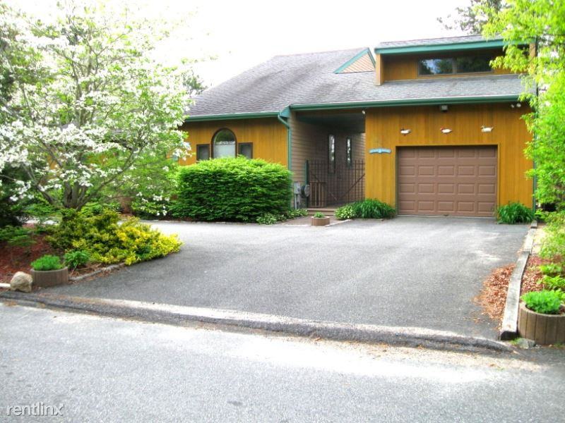 Overlook Circle - Photo 2 of 9