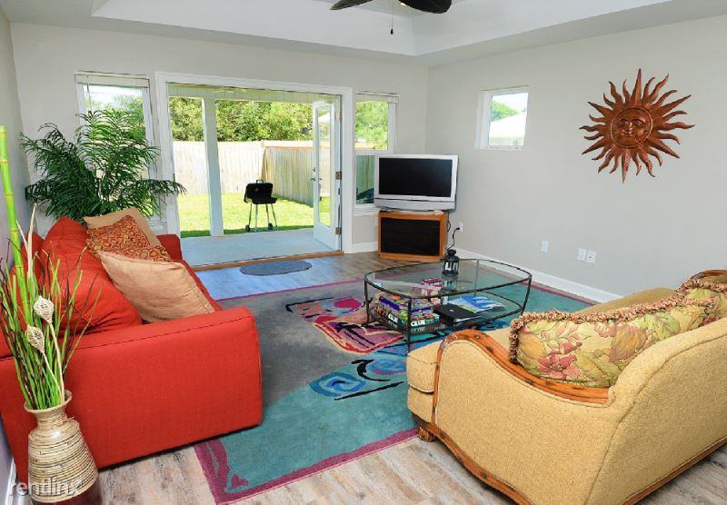 Sunset Avenue - Photo 2 of 19