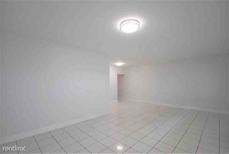 8340 Byron Ave - Photo 3 of 13