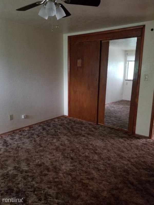 2609 S Olie Ave - Photo 2 of 6