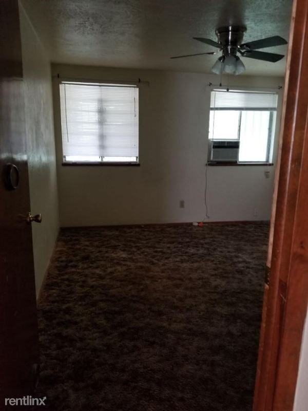 2609 S Olie Ave - Photo 3 of 6