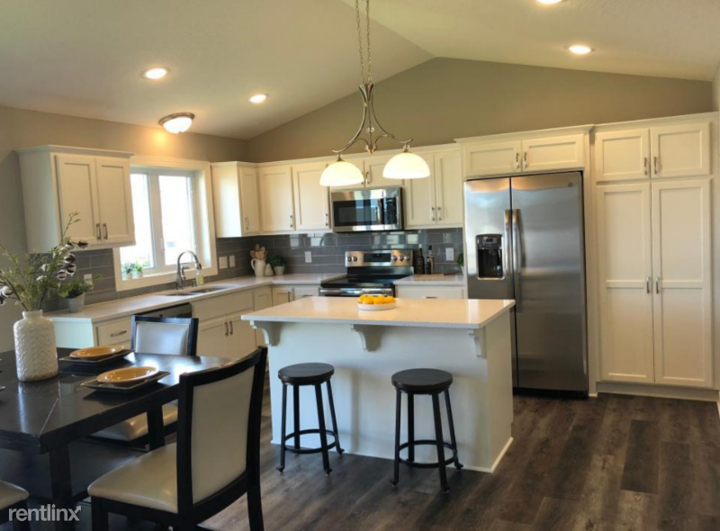 6868 94th Cove South - Photo 3 of 13