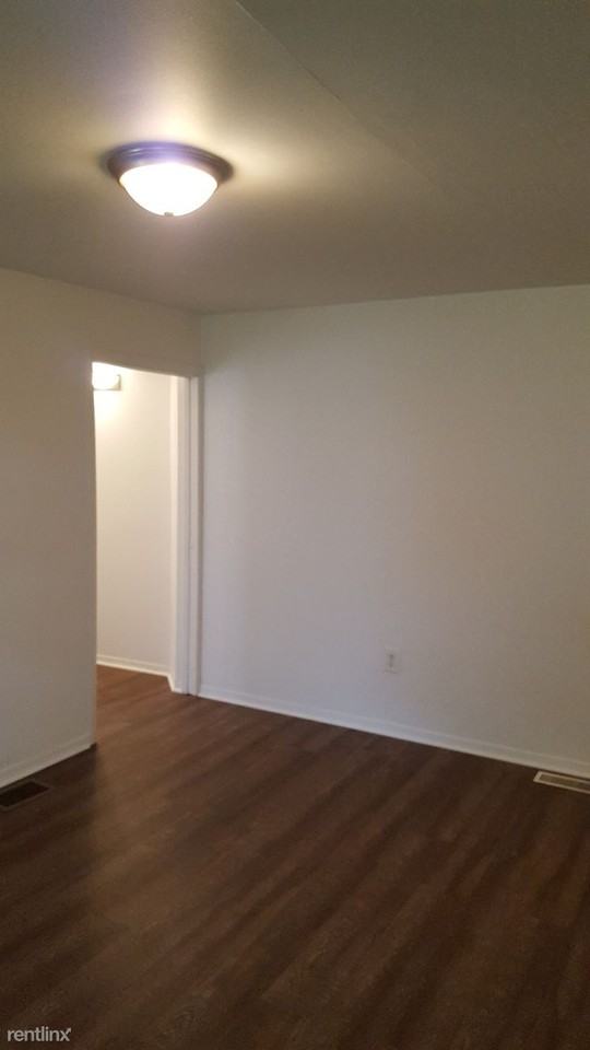 14 N River St - Photo 3 of 20