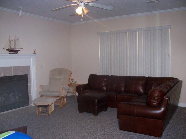 748 Avrett Cir - Photo 2 of 12