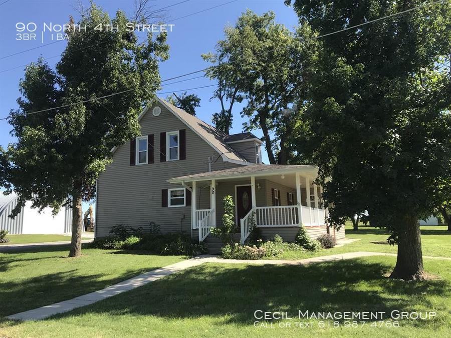 90 4th St - Photo 2 of 19