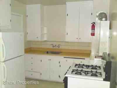 1304 Bancroft Way - Photo 3 of 5