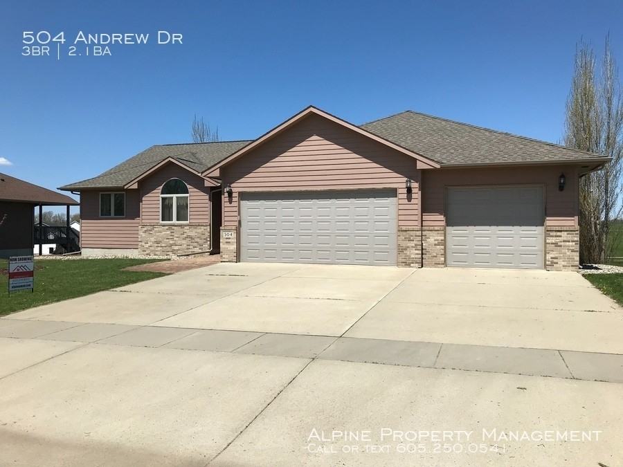 504 Andrew Dr - Photo 2 of 38