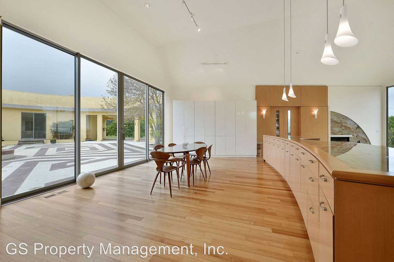 14455 Pike Road - Photo 3 of 35