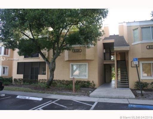 8343 SW 5th St - Photo 3 of 10