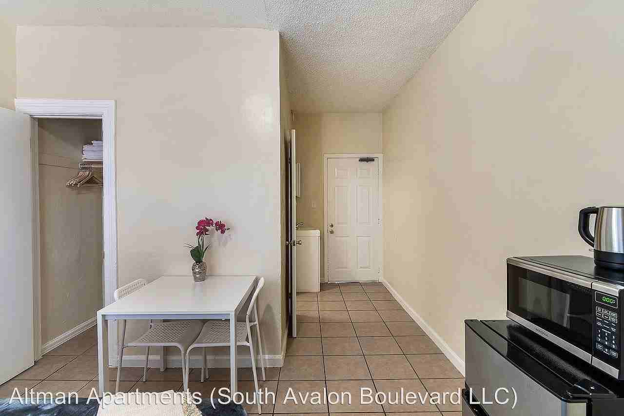 Renting in Los Angeles What's the cheapest apartment available right