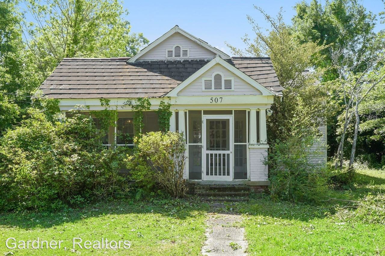 507 Jeff Davis Ave - Photo 2 of 16