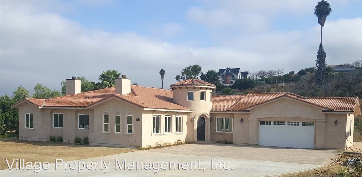 1574 Dentro De Lomas - Photo 2 of 50