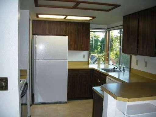 11336 NE 90th St - Photo 2 of 9