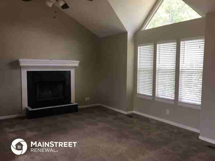 17320 S Ingrid St - Photo 2 of 15