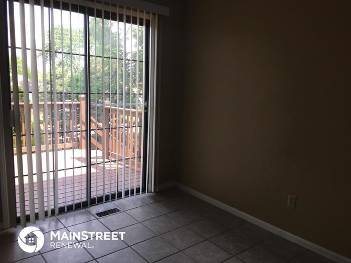 1126 E Elizabeth St - Photo 3 of 14