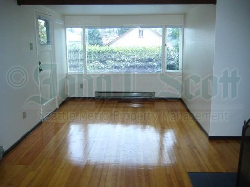 6065 50th Ave SW - Photo 2 of 8