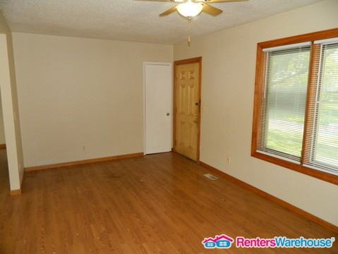 2412 Payne Rd - Photo 3 of 17