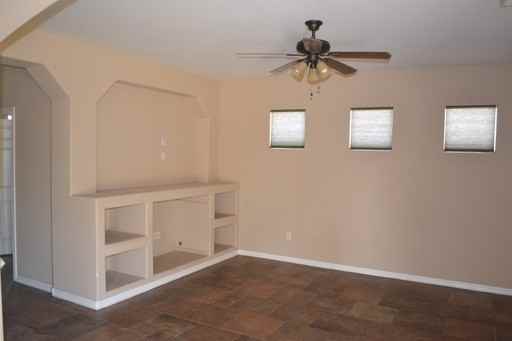 2705 E Harrison Ct - Photo 3 of 24