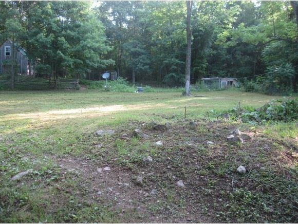 81 Putnam Hill Rd - Photo 3 of 9