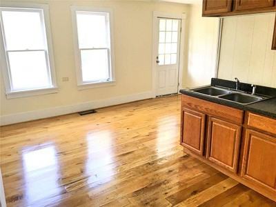 174 Parrish St - Photo 2 of 5