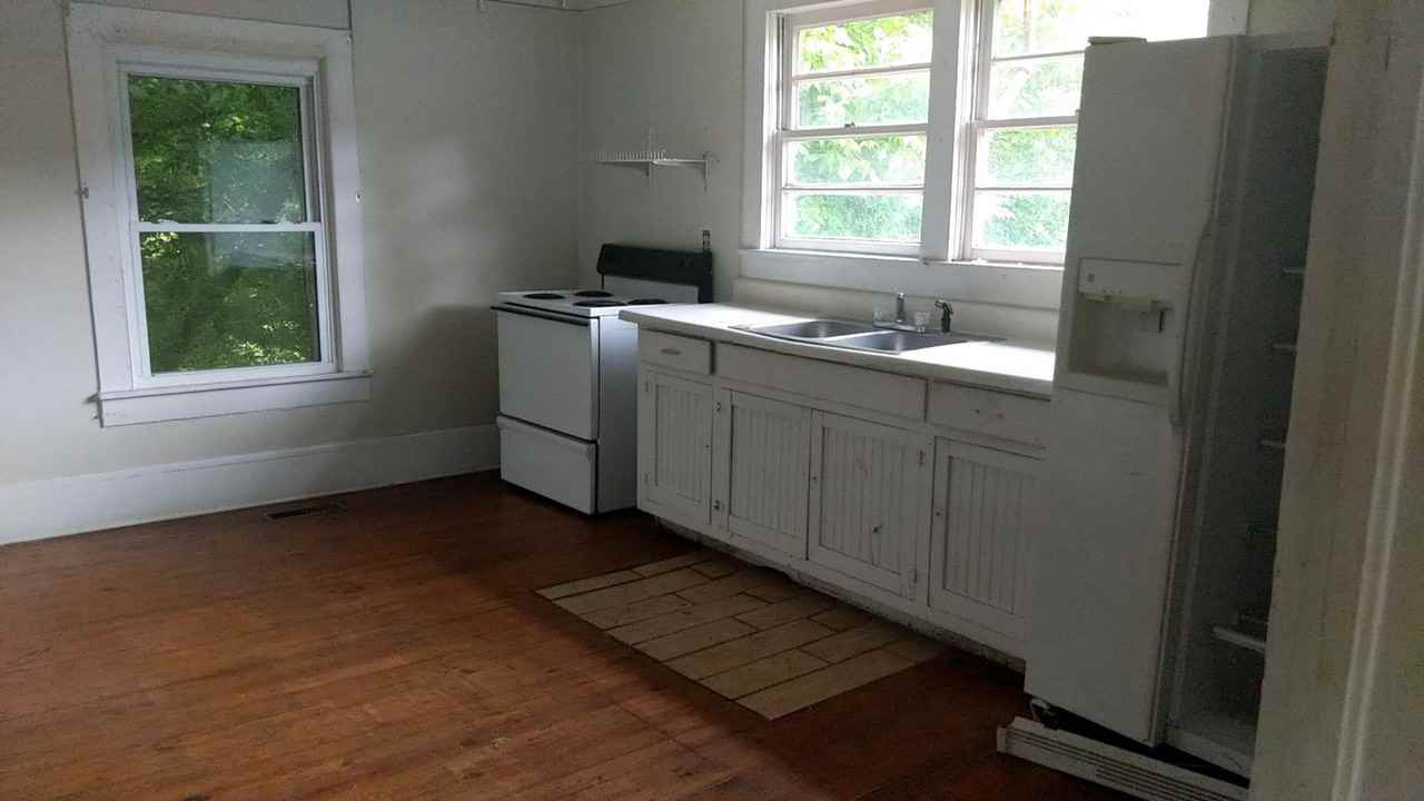7 Allen St - Photo 2 of 6