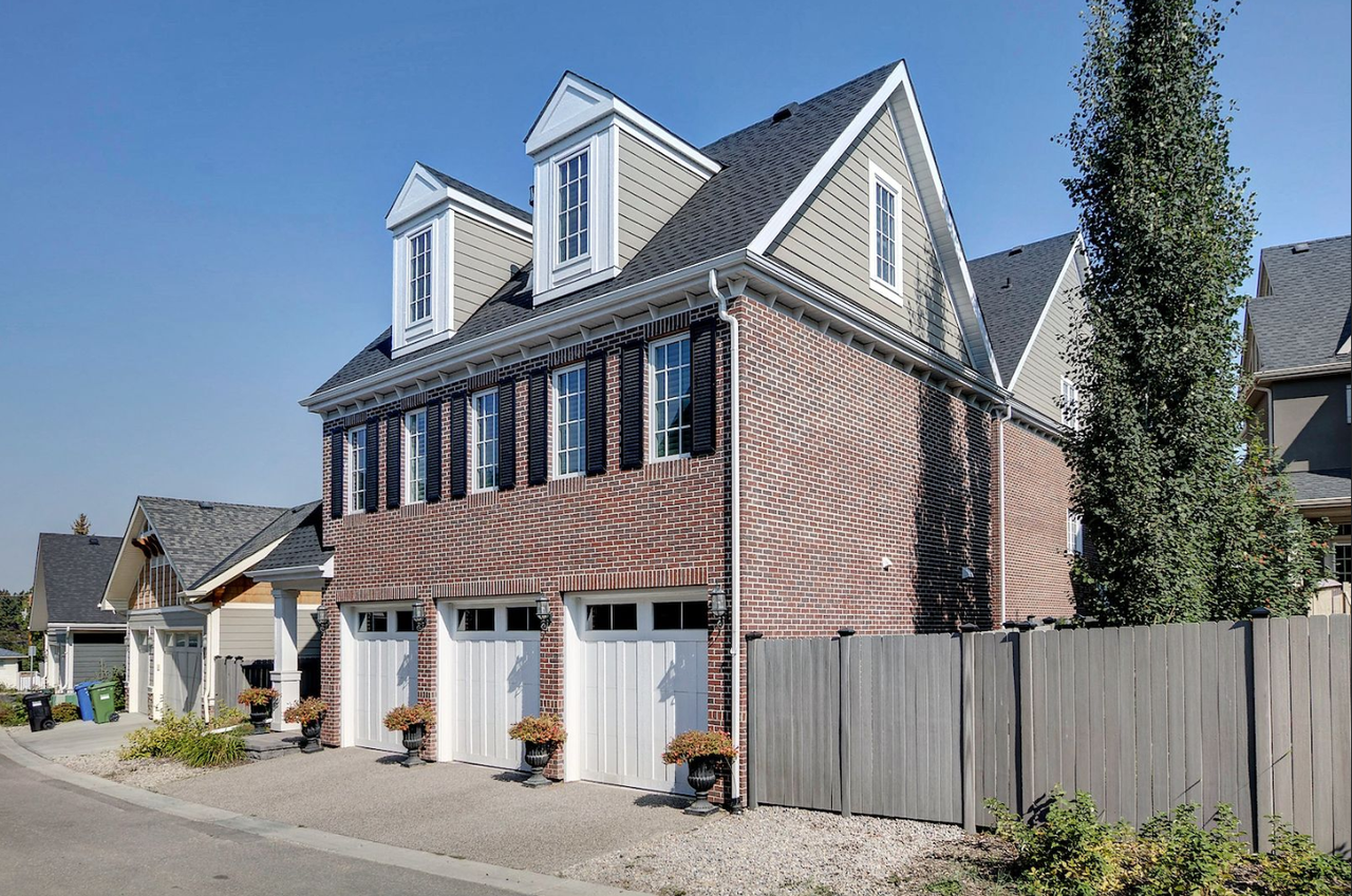 11 Tommy Prince Rd SW - Photo 2 of 10