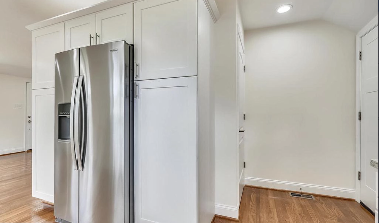 12728 Gould Road - Photo 4 of 20