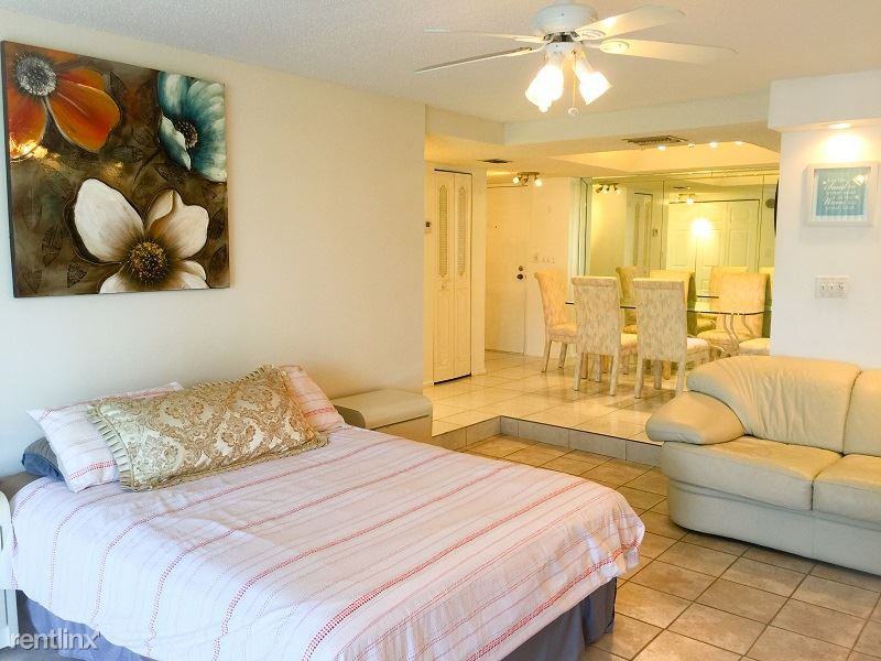 3750 Inverrary Dr - Photo 2 of 8