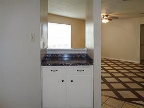 21133 - Photo 2 of 8