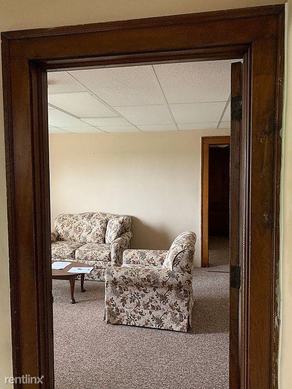 1501 Morgantown Avenue - Photo 2 of 10