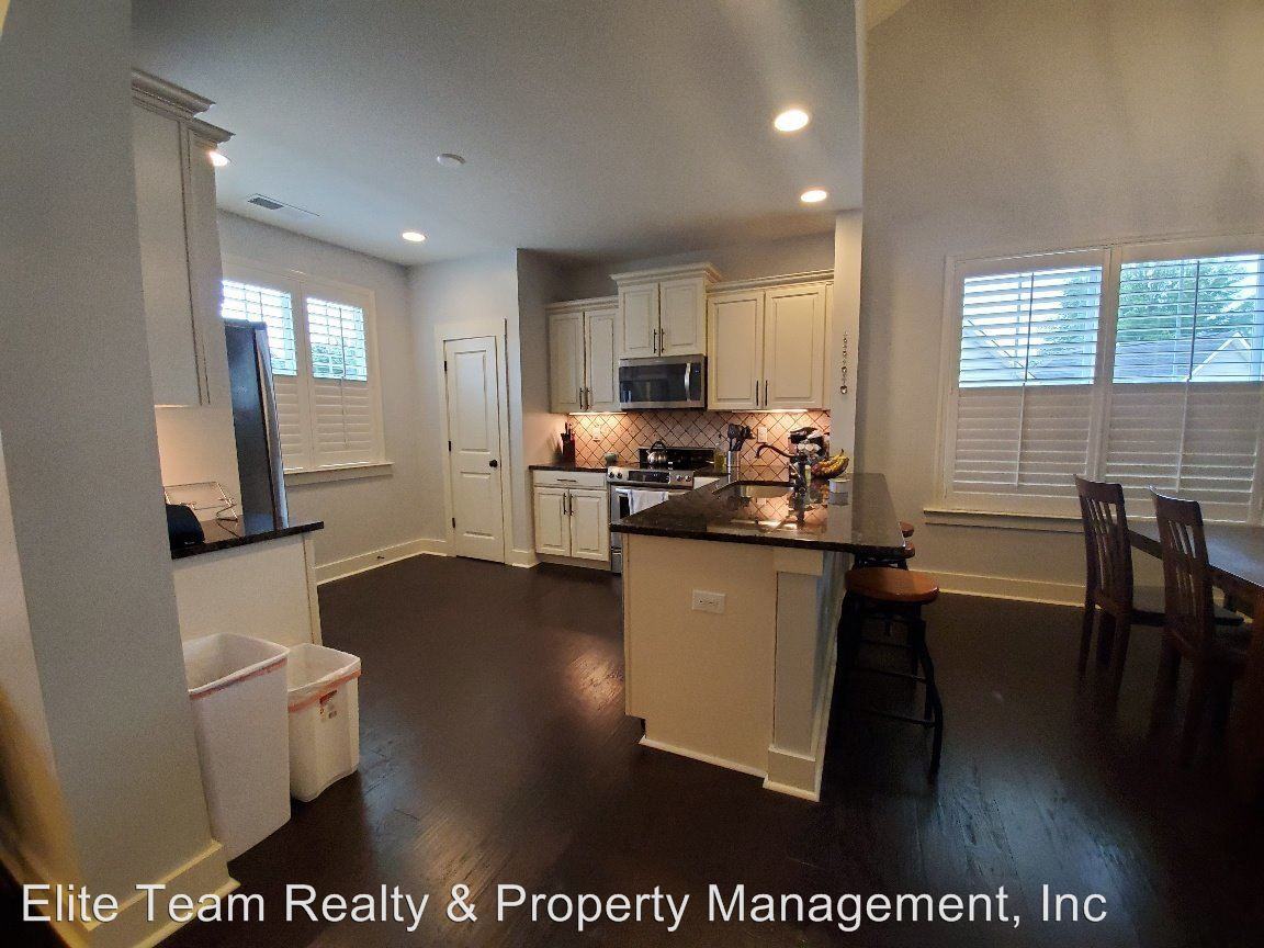 3815 Willow Green Pl - Photo 3 of 17